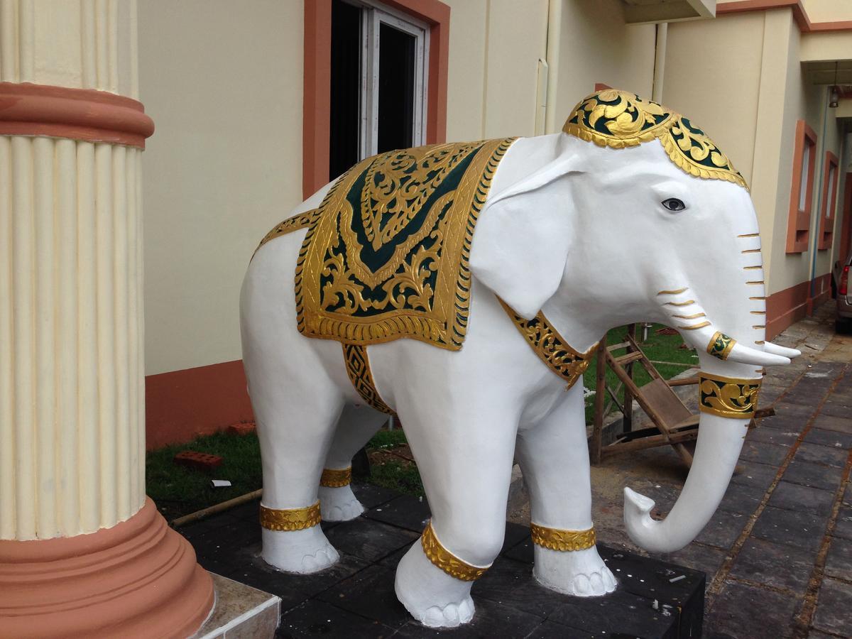 Hotel 9 Mile Yangon Esterno foto