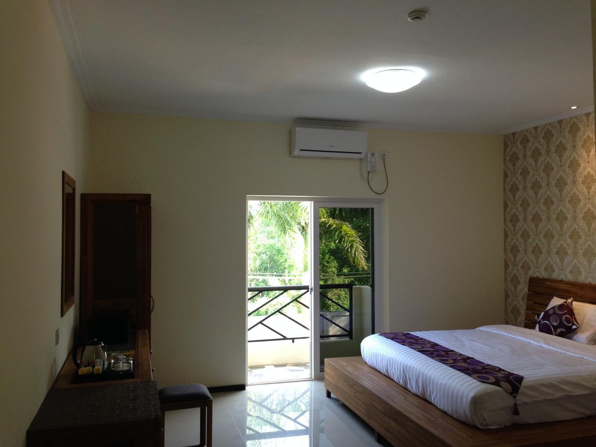 Hotel 9 Mile Yangon Esterno foto